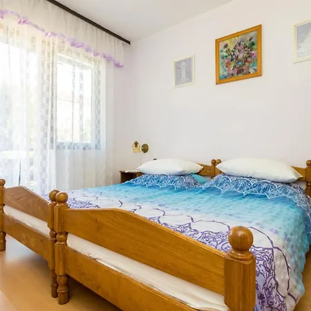 Filosevic By El-pi Tours Apartmán *
