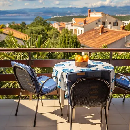 Filosevic By El-pi Tours ニヴィーチェ