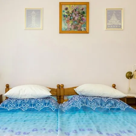 アパート Filosevic By El-pi Tours ニヴィーチェ