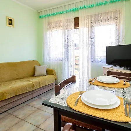 Filosevic By El-pi Tours アパート