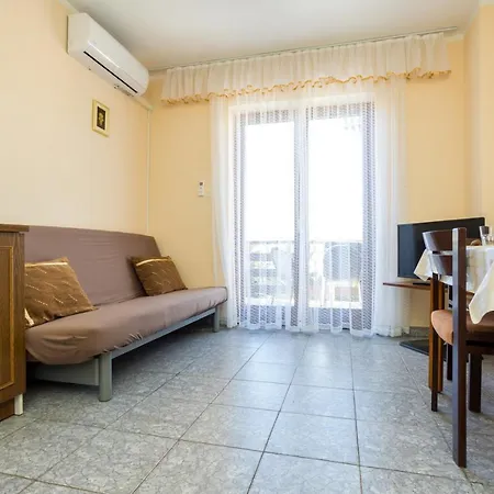 Filosevic By El-pi Tours * ニヴィーチェ