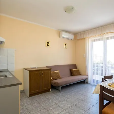 Apartment Filosevic By El-pi Tours